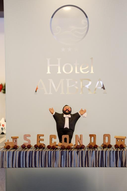 Hotel Ambra Cesenatico Buitenkant foto