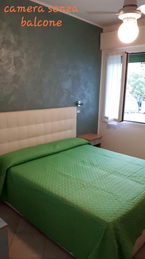 Hotel Ambra Cesenatico Buitenkant foto